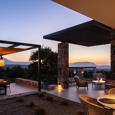 Zenora Villa