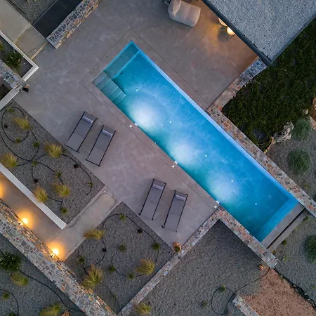 Zenora Villa Litsárdha