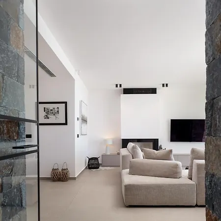 Zenora Villa