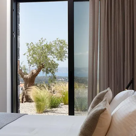 Zenora Villa *