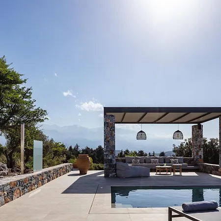 Zenora Villa
